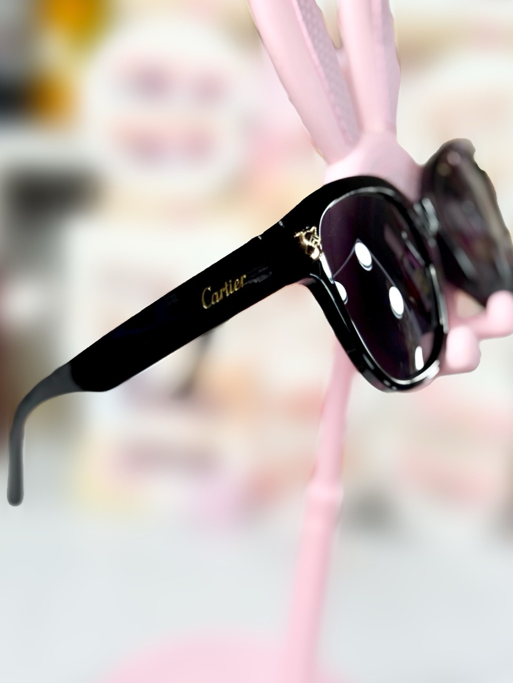 Fashion Black Women's Sunglasses with Gold Accent
